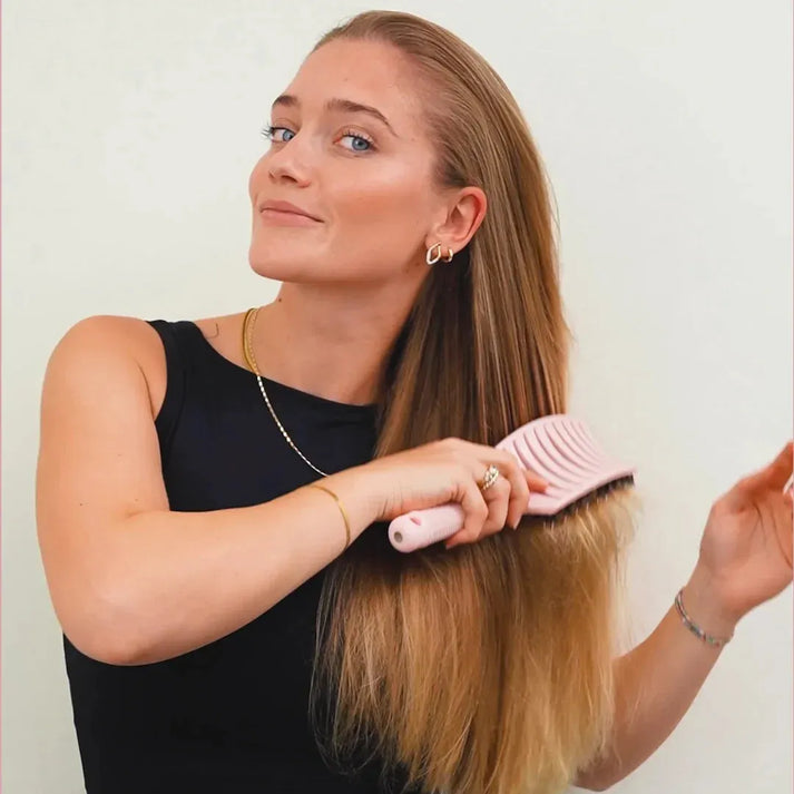 2 stk. Curved Paddle Brush + Gratis Gave